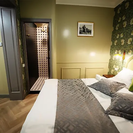 Tempus * 布加勒斯特