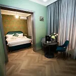Tempus Hotel