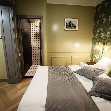 Tempus * ブカレスト