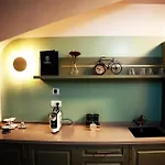 Tempus Hotel *