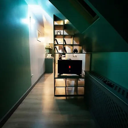 Hotel Tempus Boekarest