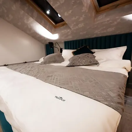Tempus Hotel