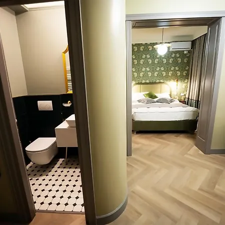 Tempus Hotel *