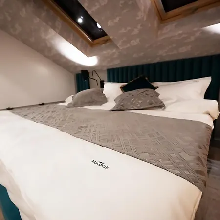Tempus Hotel *